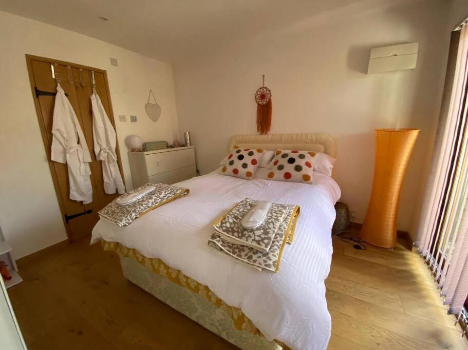 The Retreat, A Relaxing Getaway For Couples Lejlighed Hambrook Eksteriør billede